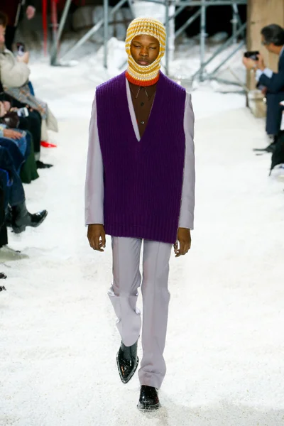 Look 55
